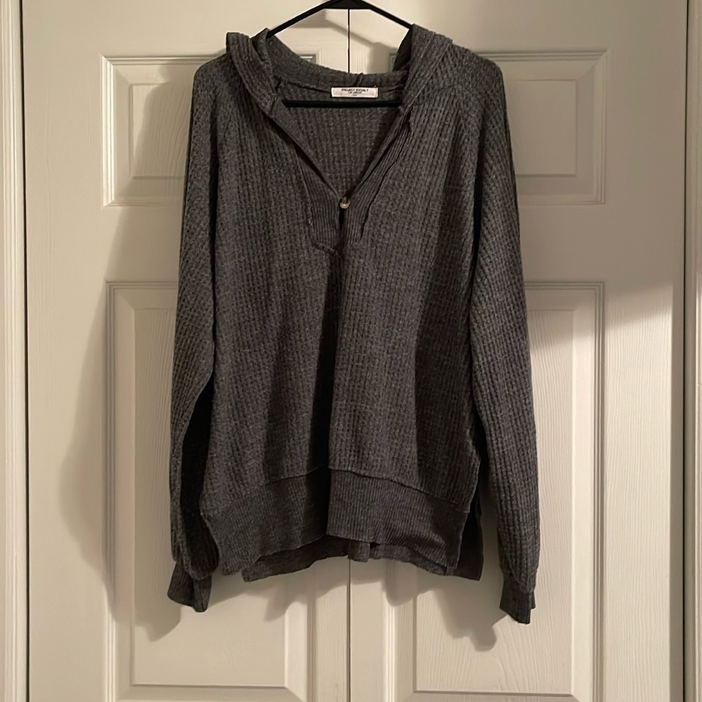 Grey hooded sweater